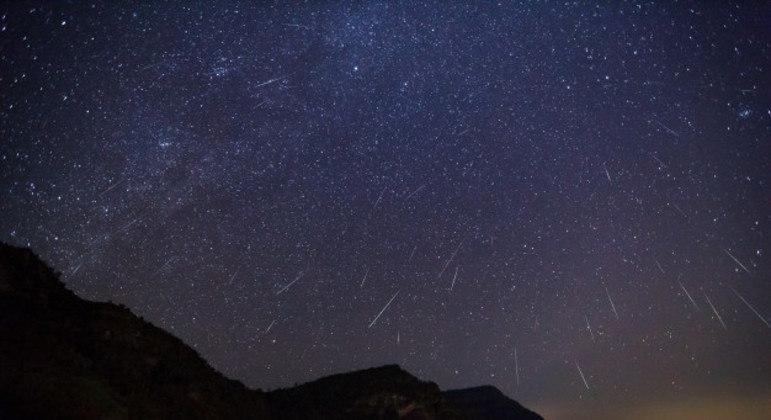 Olhe para o céu! Impressionante tempestade de meteoros ocorre nesta noite