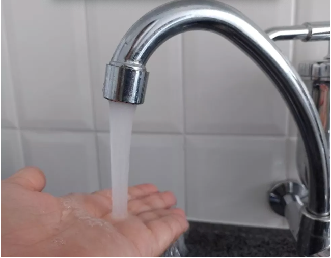 Manutenção elétrica afeta fornecimento de água em bairros da Zona Norte de Manaus neste sábado