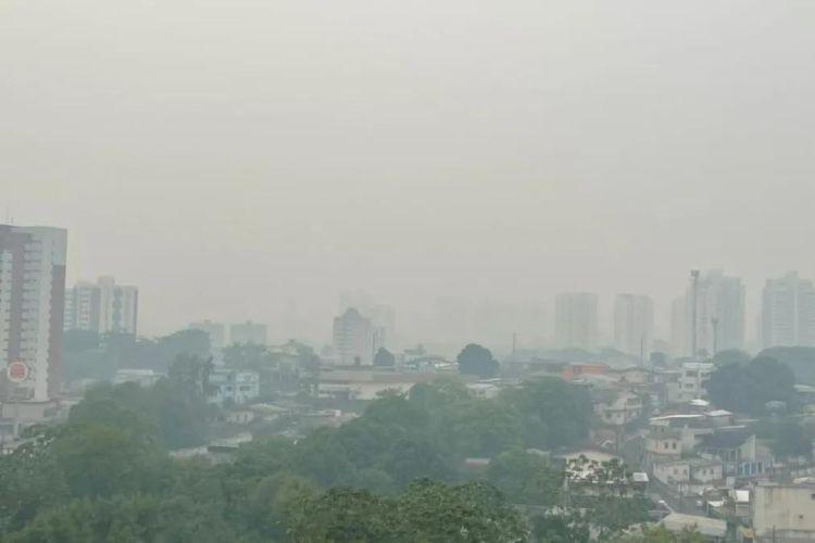 Nem chuva melhora qualidade do ar em Manaus, que amanhece entre ruim e péssima nesta terça-feira (21/11), aponta AppSelva