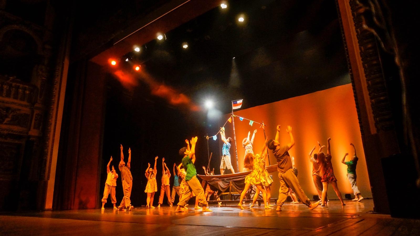 Espetáculos no Teatro Amazonas movimentam a cena cultural na primeira quinzena do mês de março
